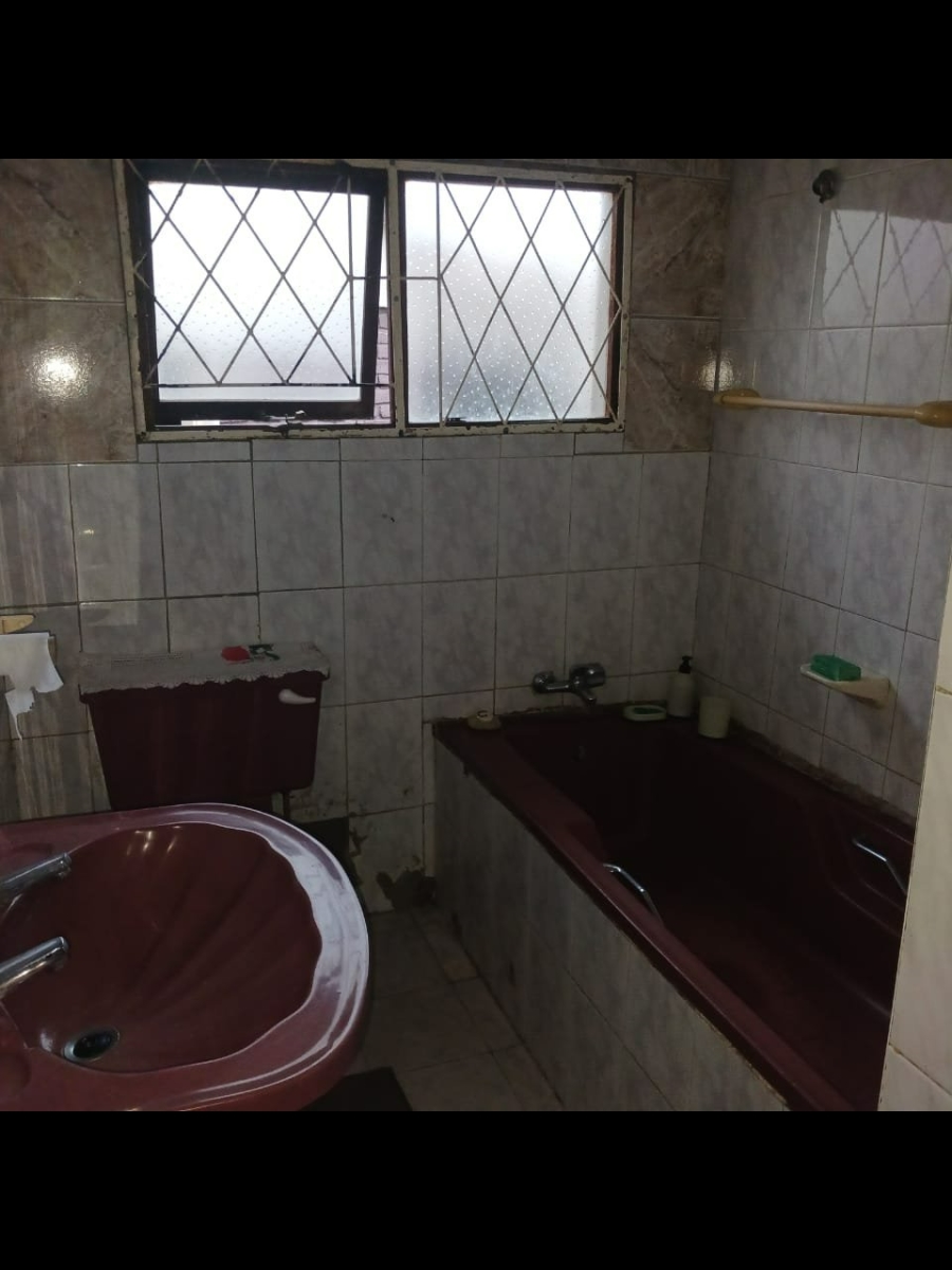 4 Bedroom Property for Sale in Mdantsane Nu 2 Eastern Cape